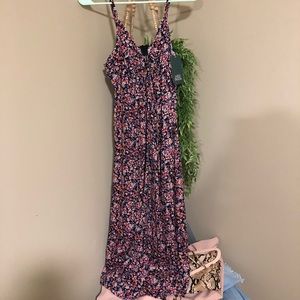 Floral midi dress NWT